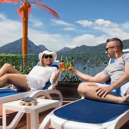 Hotel Caribe - Garda Lake Collection เบรนโซเน ซูล การ์ดา ภายนอก รูปภาพ
