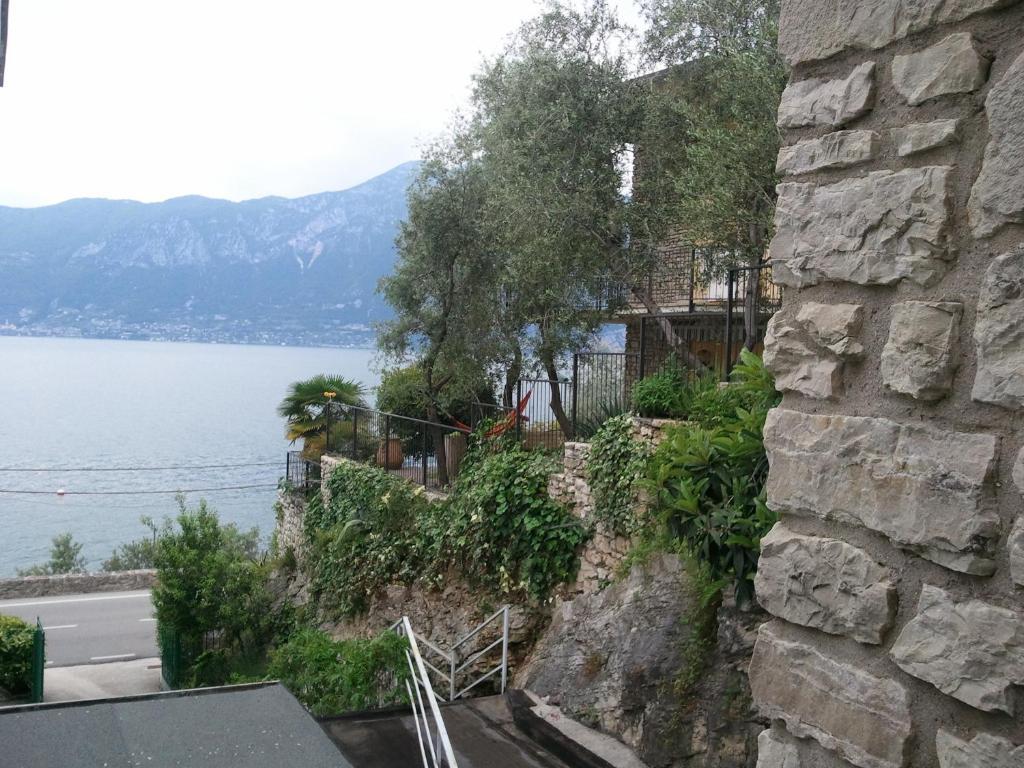 Hotel Caribe - Garda Lake Collection เบรนโซเน ซูล การ์ดา ห้อง รูปภาพ