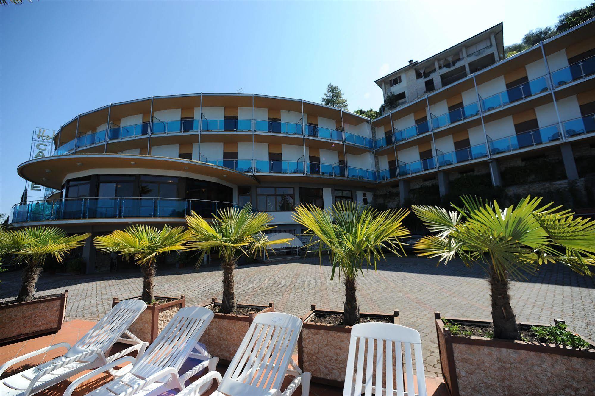 Hotel Caribe - Garda Lake Collection เบรนโซเน ซูล การ์ดา ภายนอก รูปภาพ